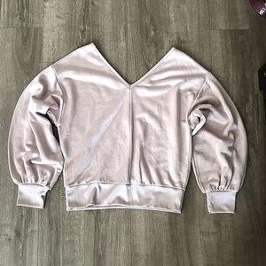 Express Long Sleeved Double V-Neckline Puff Sleeved Women's Top - Size XS (EUC)